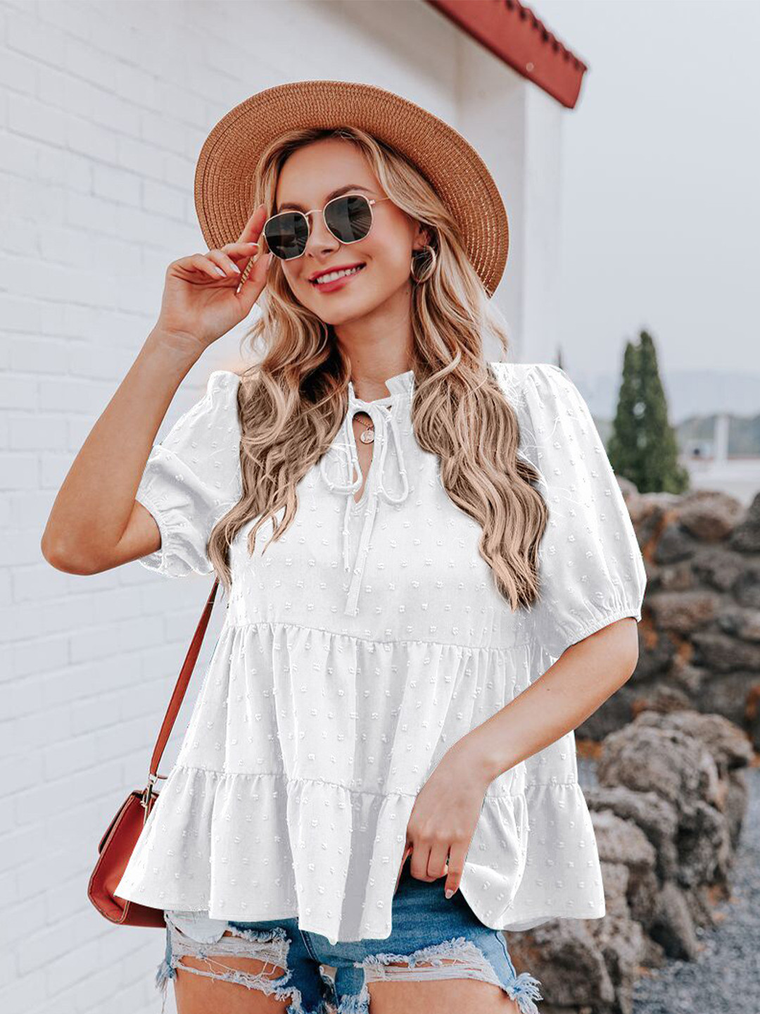 

La Aimee Classic White Solid Top
