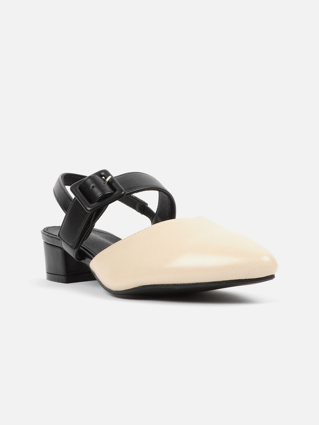 

Carlton London Beige Block Pumps with Buckles
