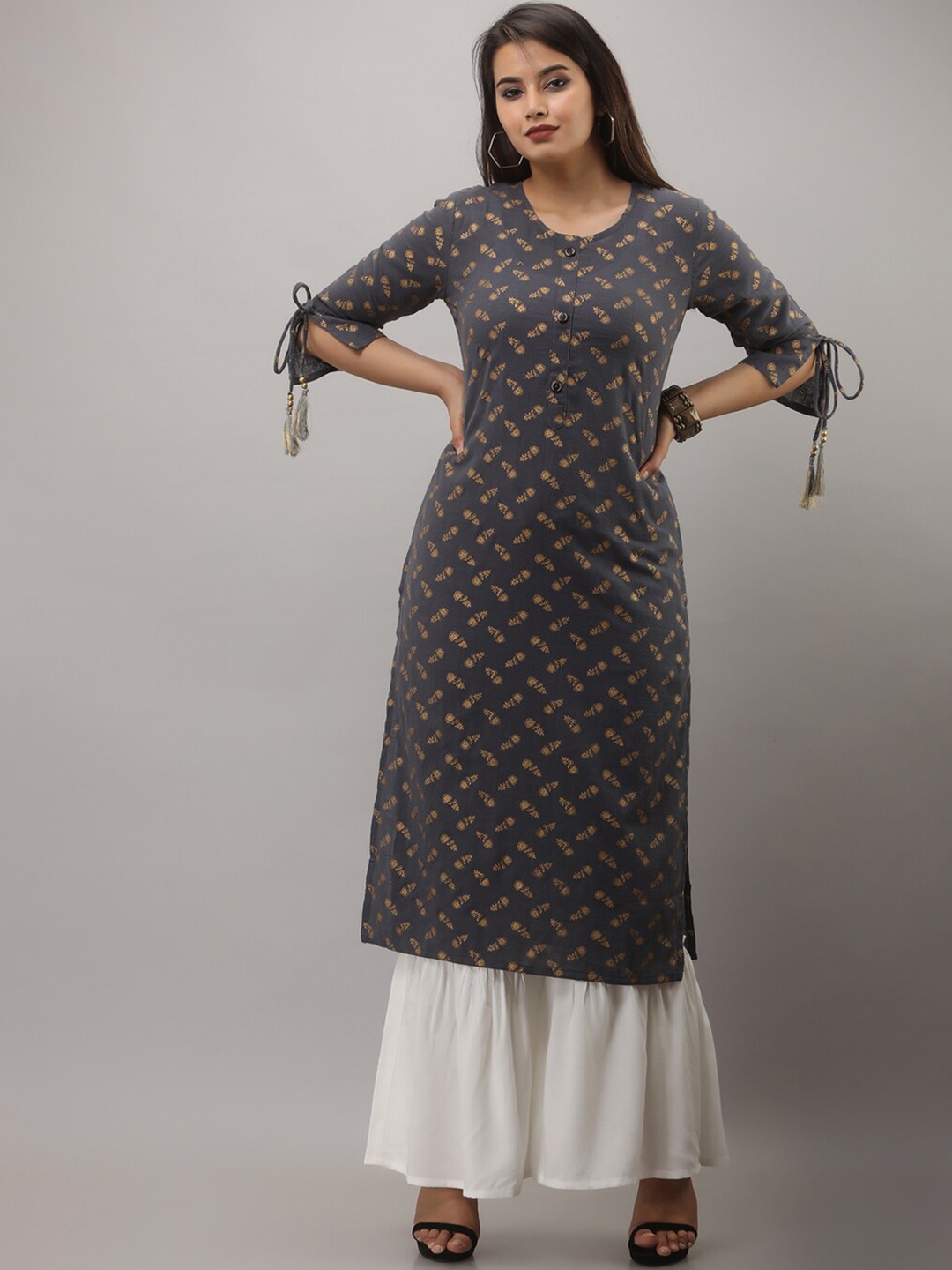 

MAUKA Women Grey Ethnic Motifs Printed Pure Cotton Kurta with Sharara