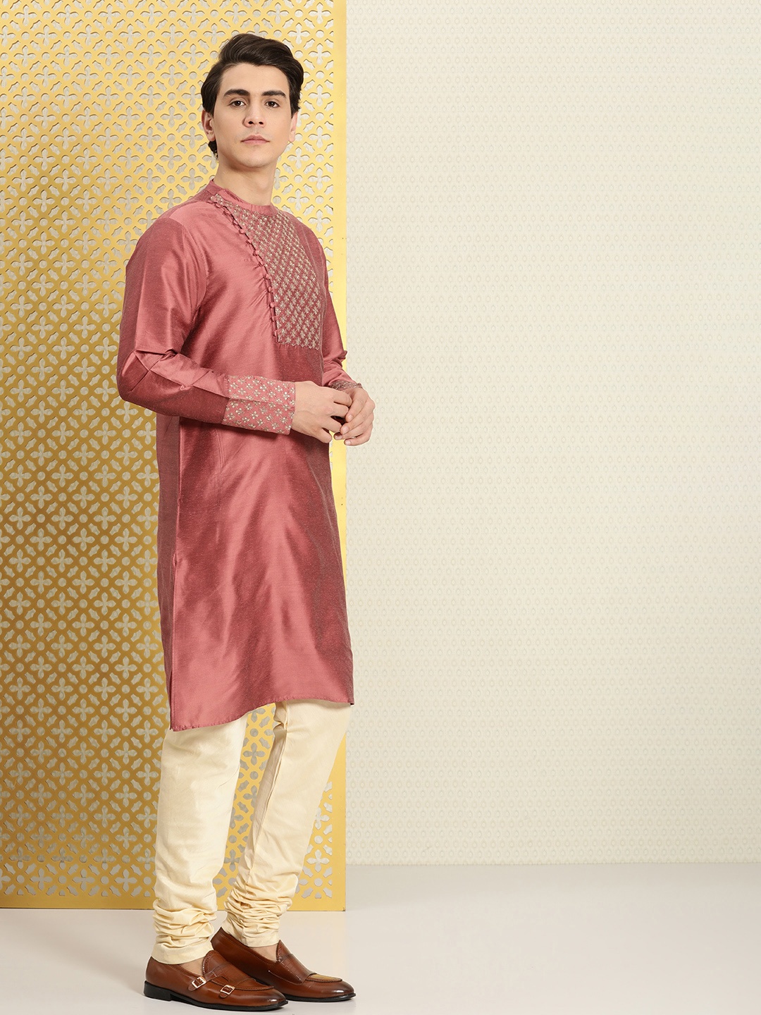 

House of Pataudi Men Yoke Design Angrakha Jashn Kurta, Rose