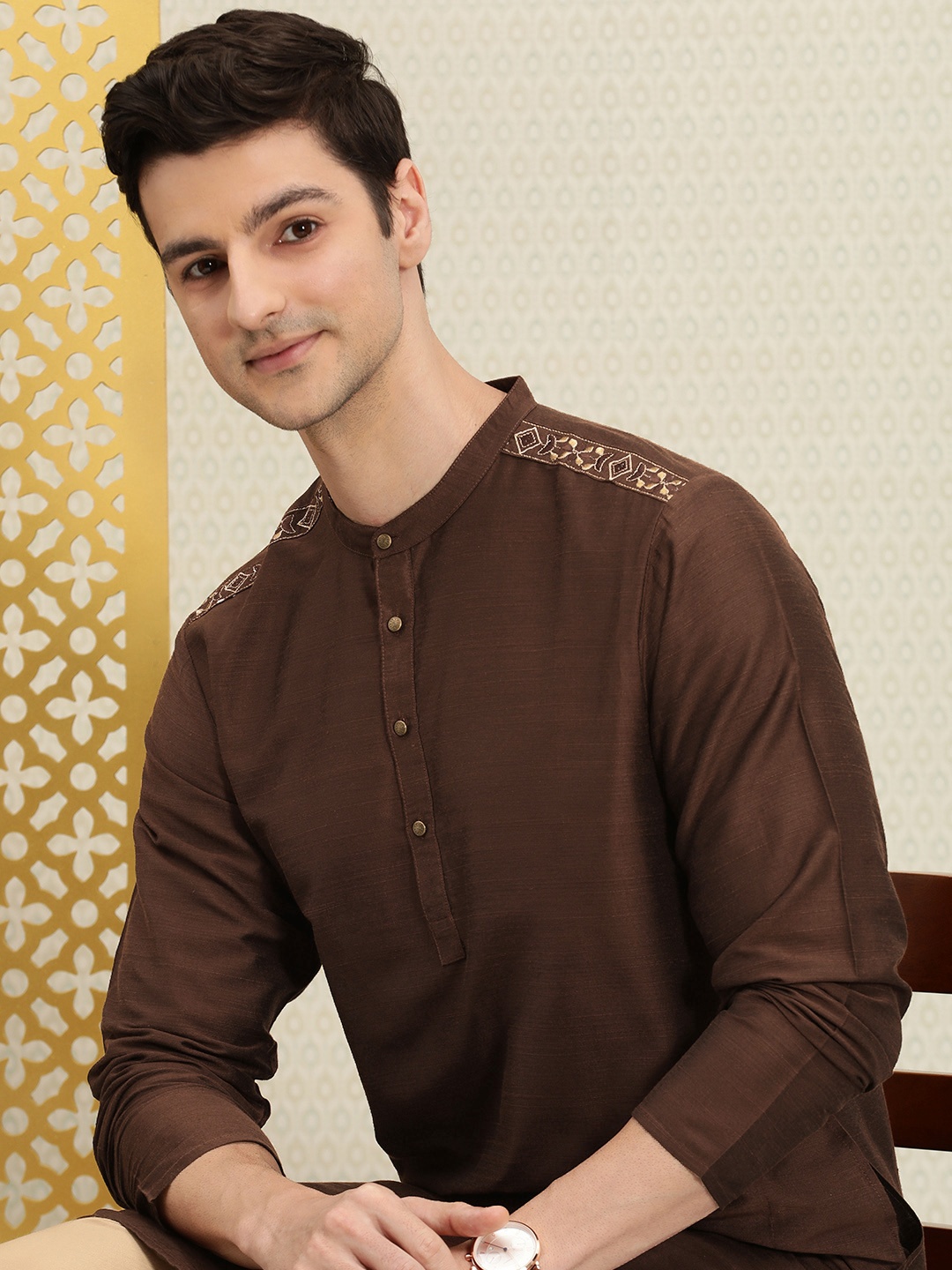 

House of Pataudi Men Brown Solid Rozana Kurta with Thread Work Detailing