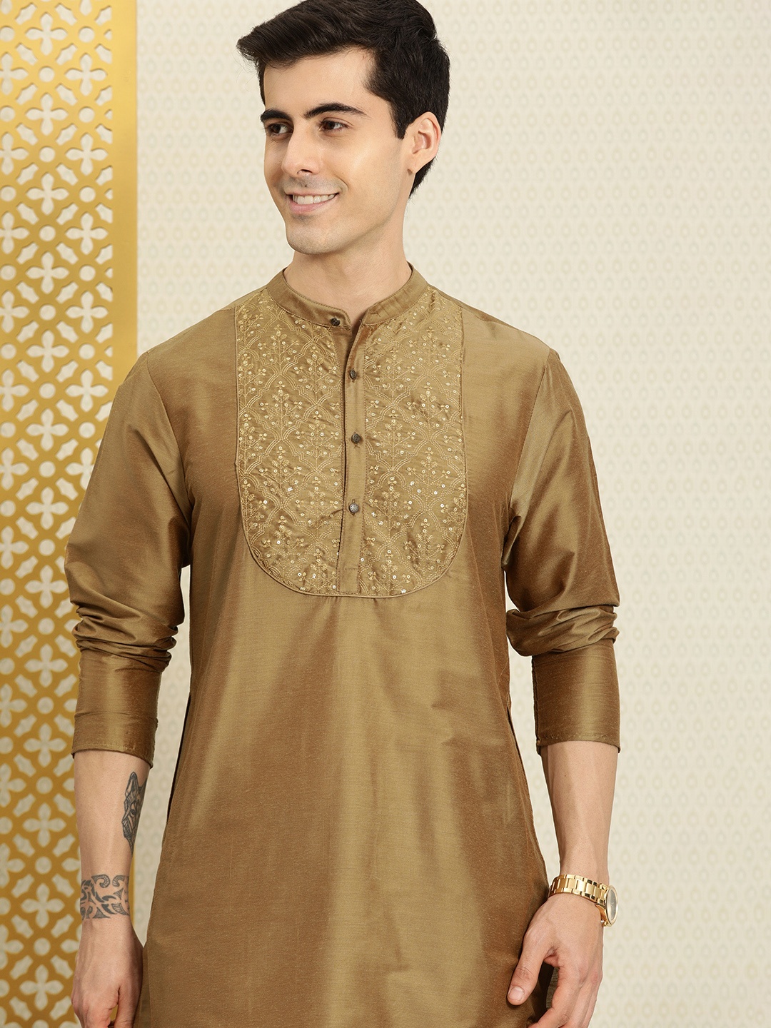 

House of Pataudi Men Brown Yoke Design Rozana Kurta
