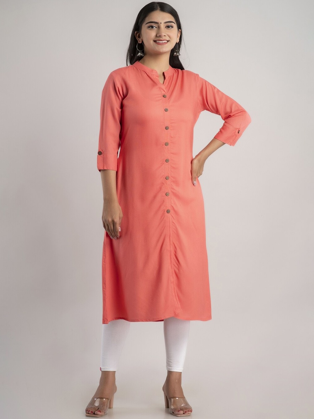 

MAUKA Women Peach-Coloured Thread Work Kurta