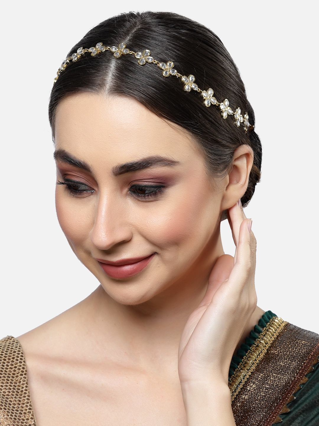 

Sanjog Gold-Plated Kundan-Studded & Pearl Beaded Sheeshphool