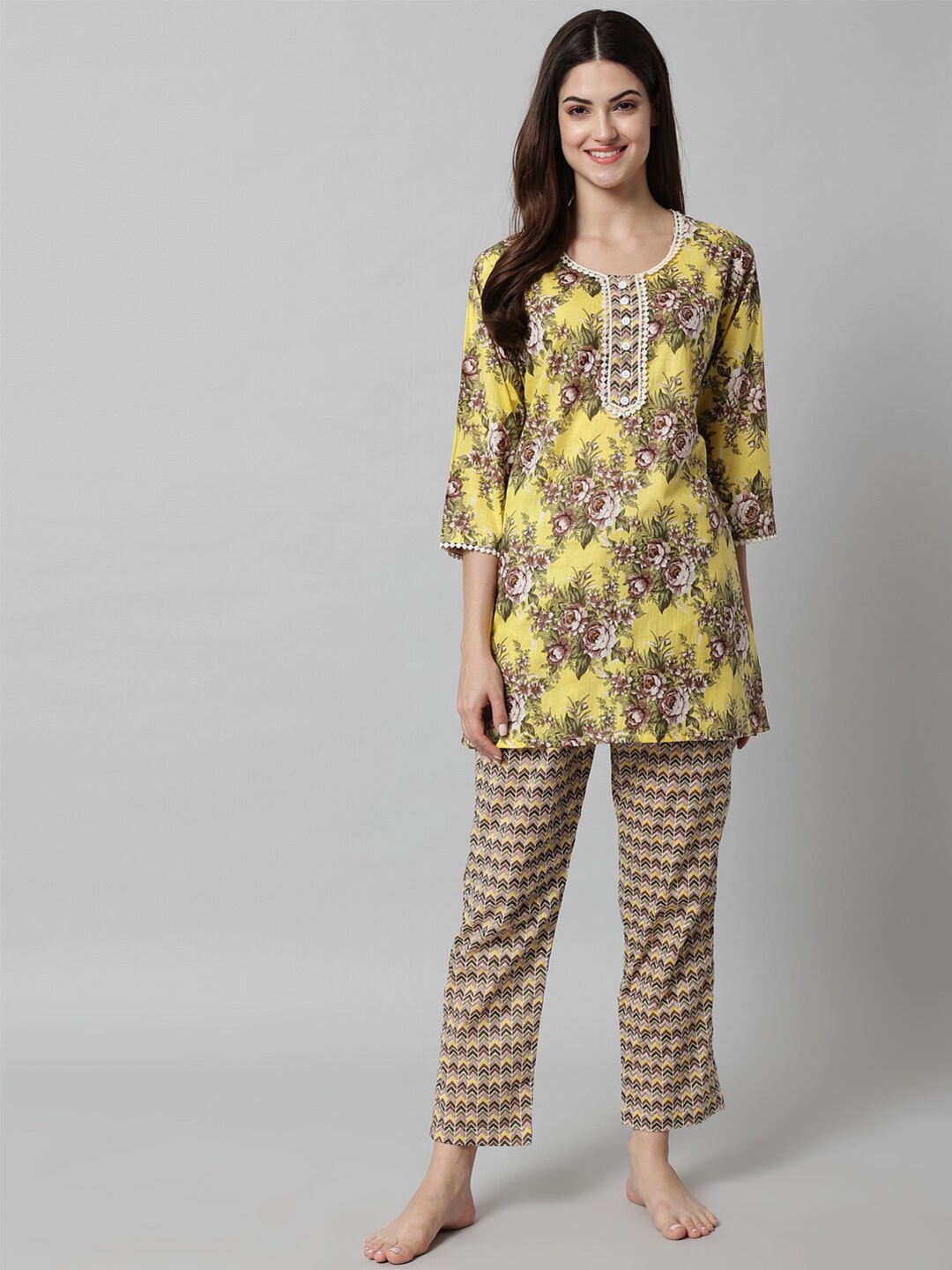 

SEPHANI Yellow Printed Nightdress