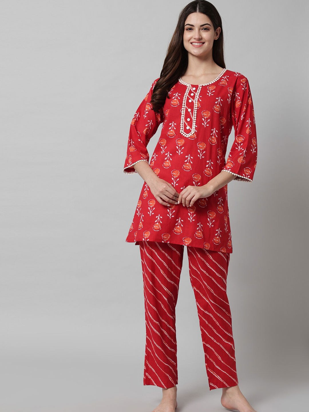 

SEPHANI Red Printed Nightdress