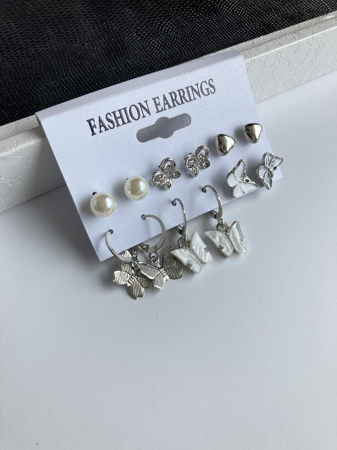 

ANNA CREATIONS Silver-Toned Contemporary Studs Earrings