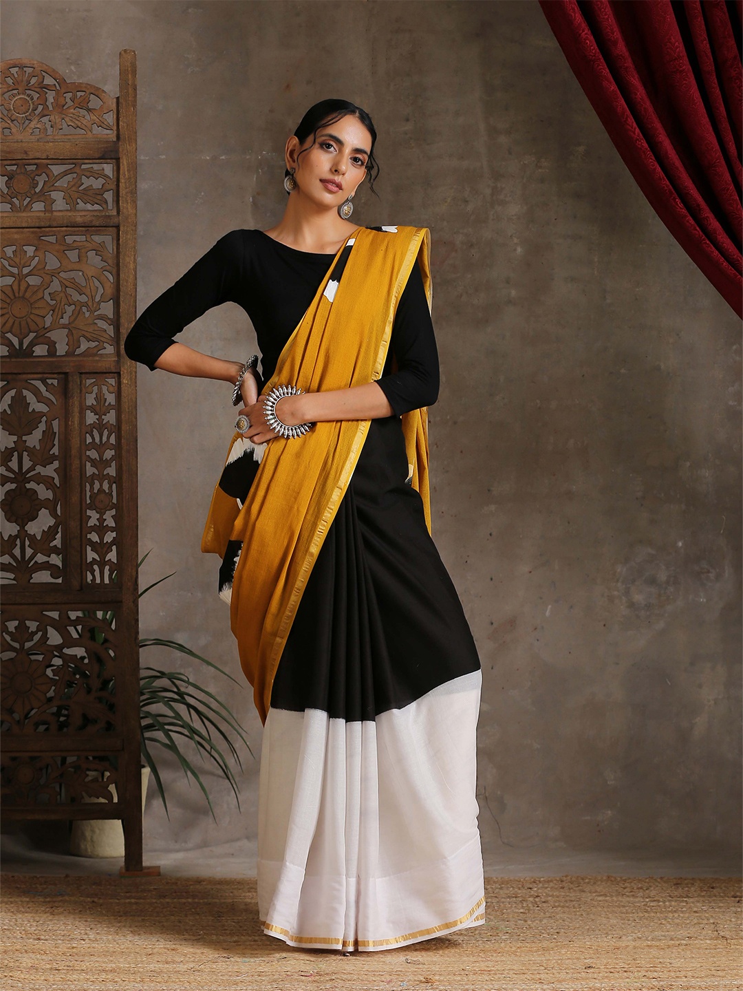 

Triyah Mustard & Black Zari Pure Cotton Saree