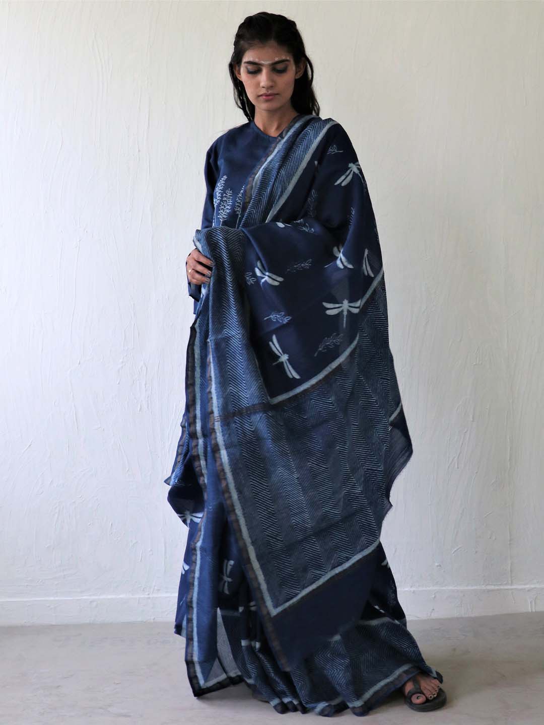 

Chidiyaa Blue Floral Pure Silk Saree