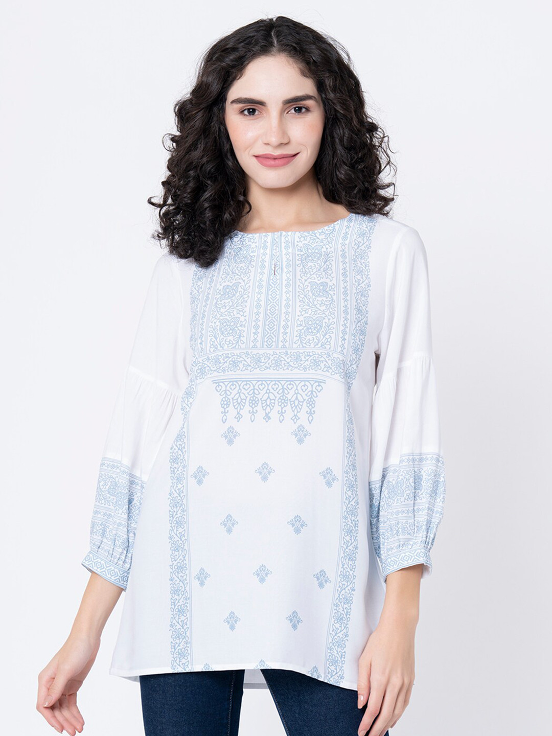 

Mode by Red Tape White Floral Print Top