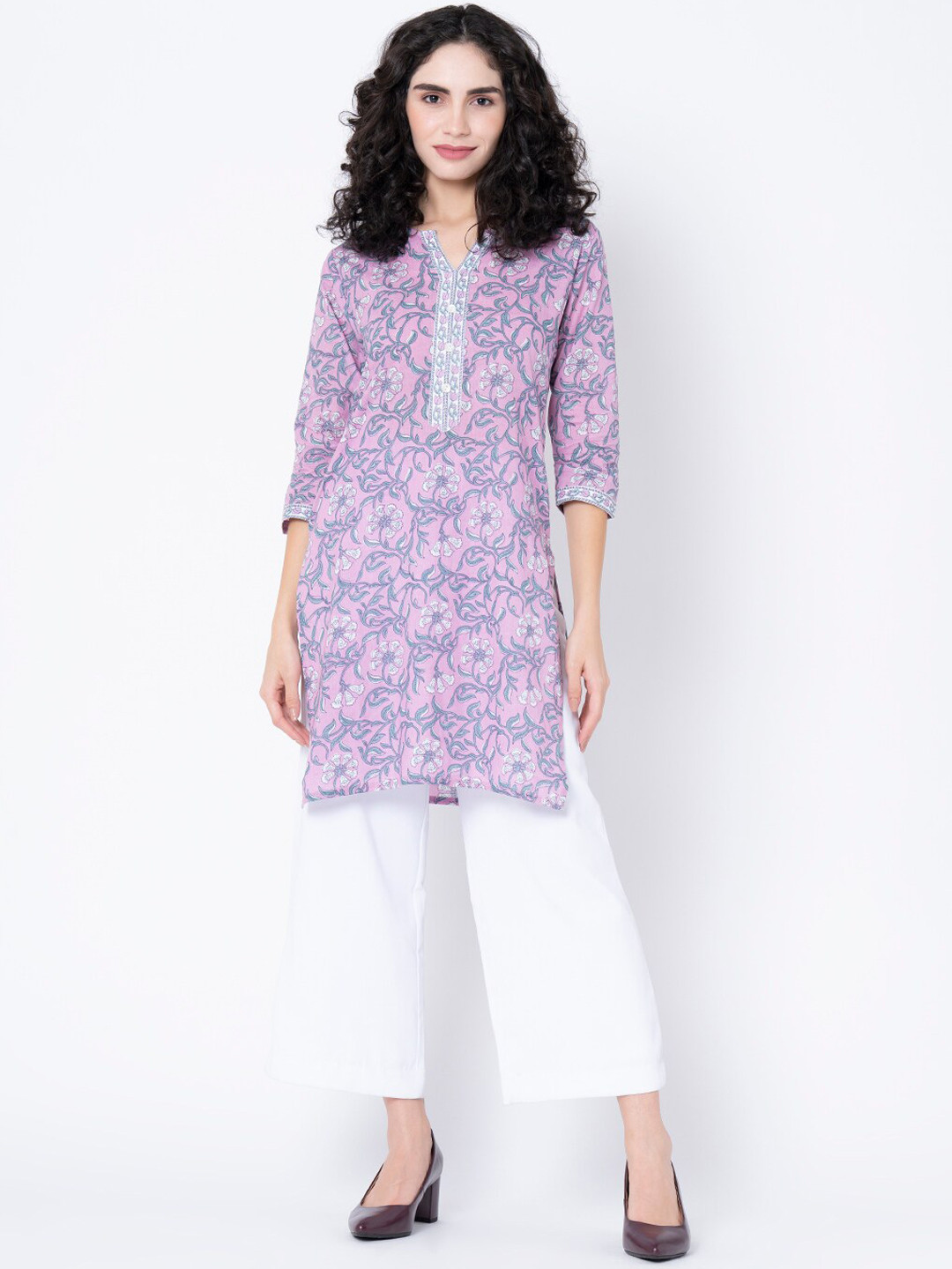 

Mode by Red Tape Women Pink Floral Printed Kurta