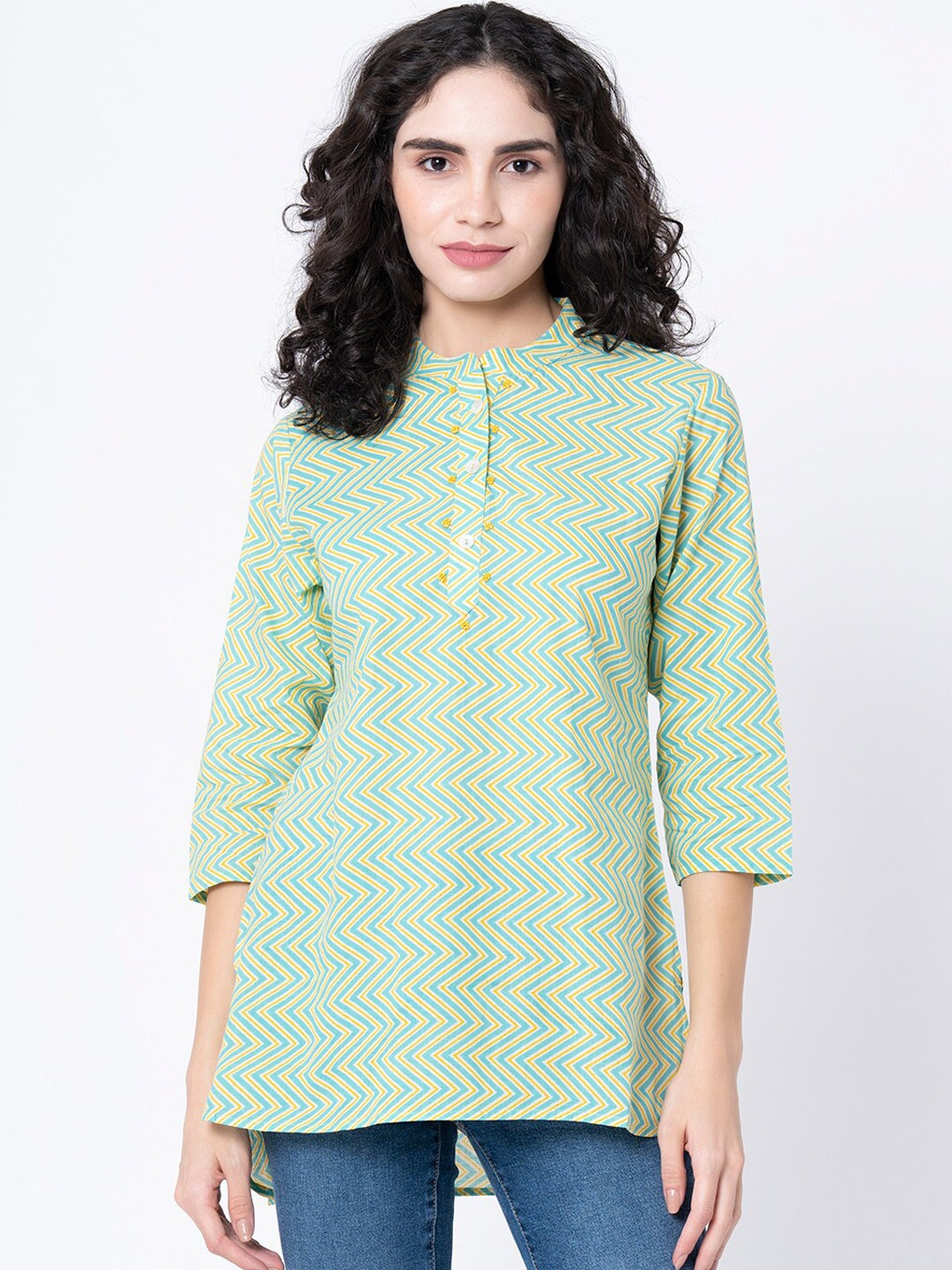 

Mode by Red Tape Women Green Geometric Print Kurta