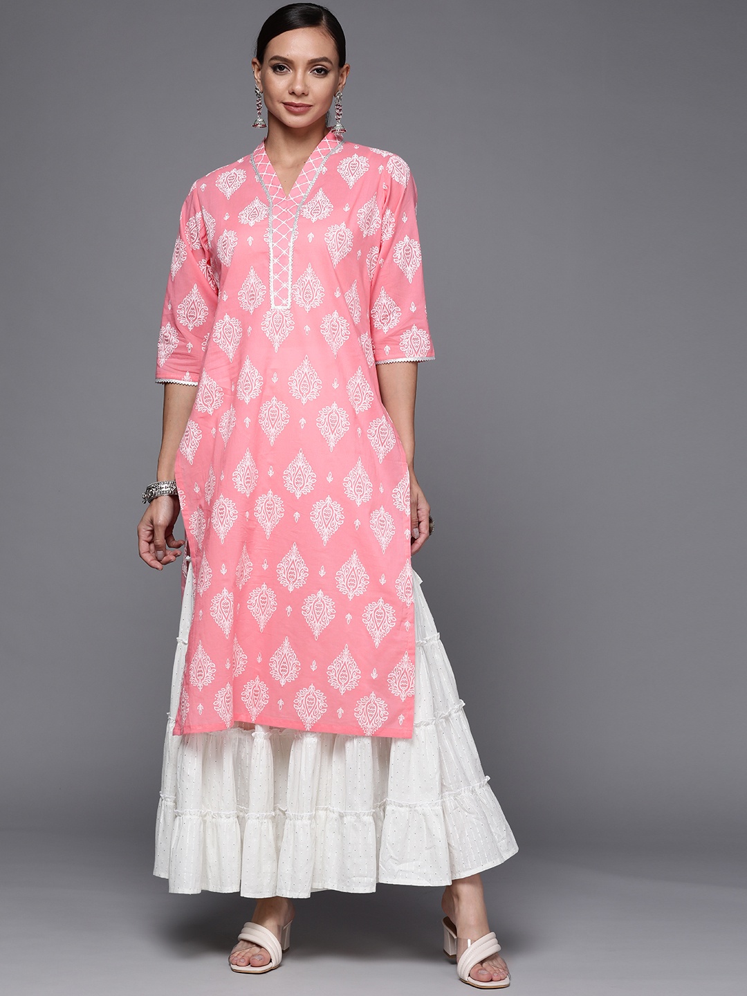 

Libas Women Pink & White Floral Printed Gotta Patti Kurta
