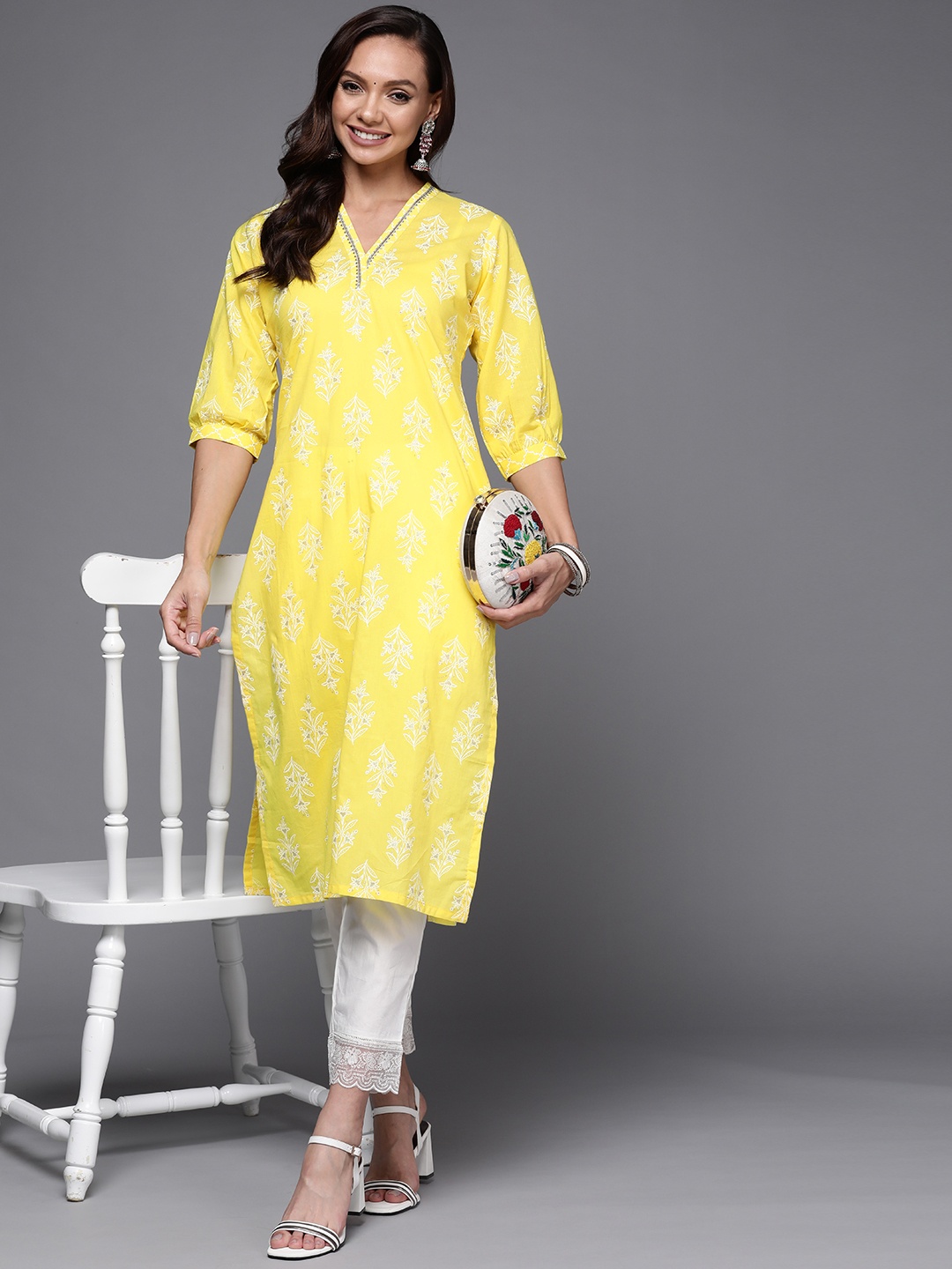 

Libas Women Yellow Floral Motifs Printed Kurta