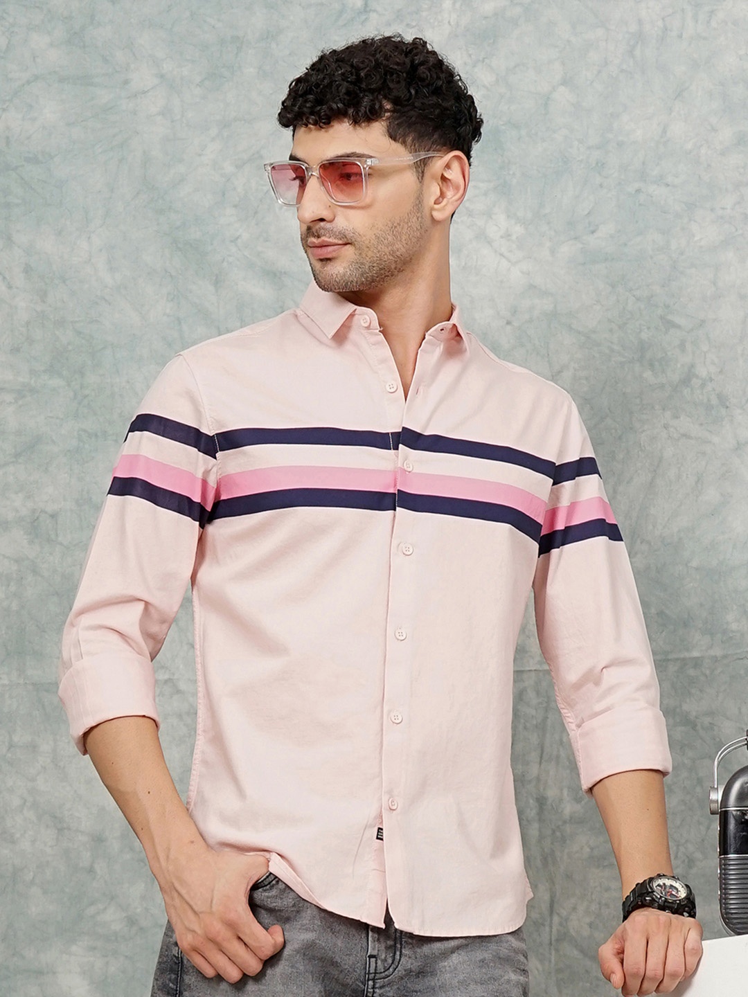 

The Indian Garage Co Men Pink Horizontal Striped Casual Shirt