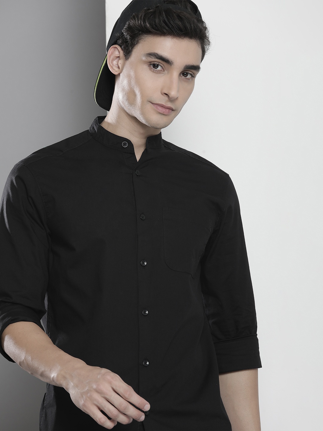 The Indian Garage Co Men Black Cotton Casual Shirt