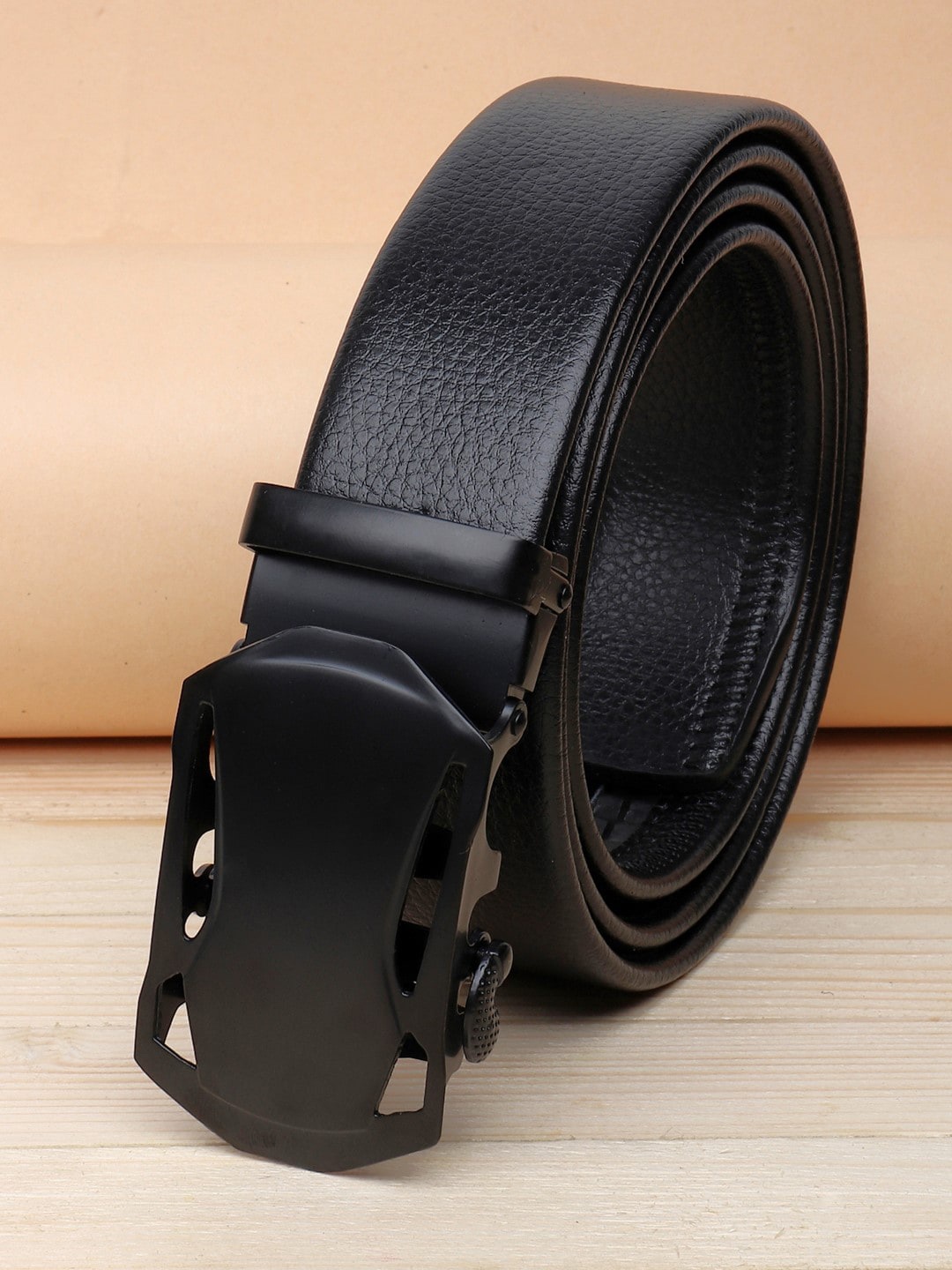 

ZORO Men Textured Belt, Black