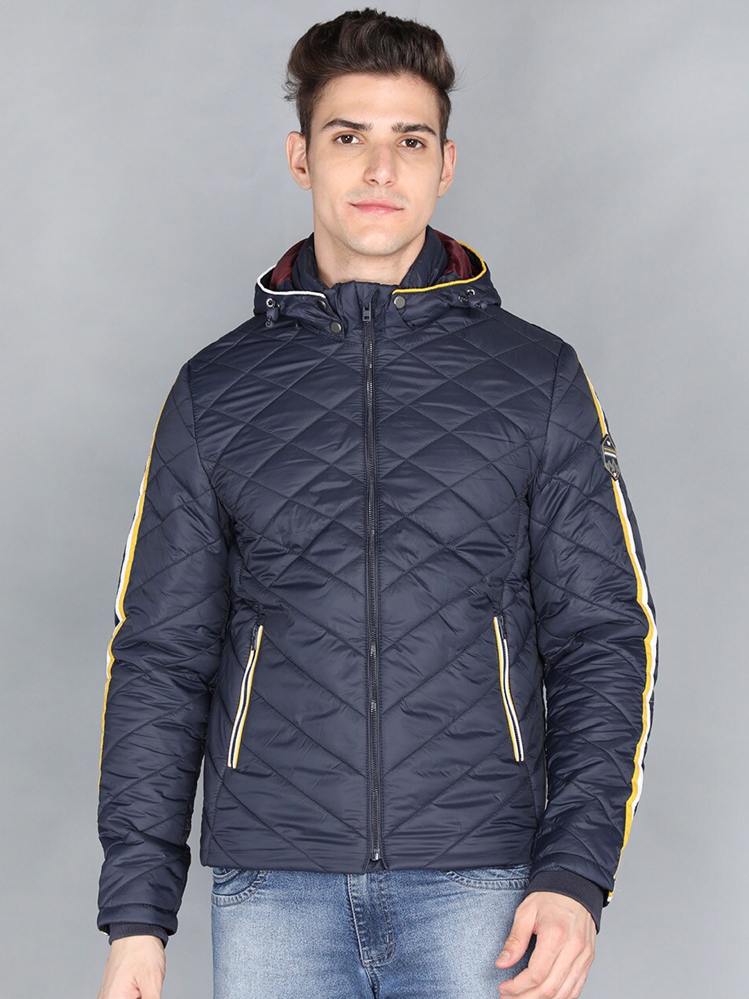 

LURE URBAN Men Navy Blue Camouflage Striped Crop Puffer Jacket