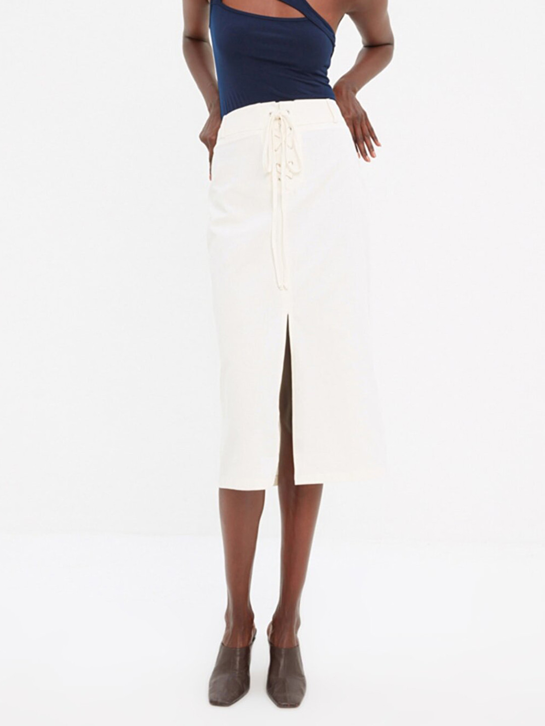 

Trendyol Women Off White Solid Pure Cotton Straight Midi Skirt