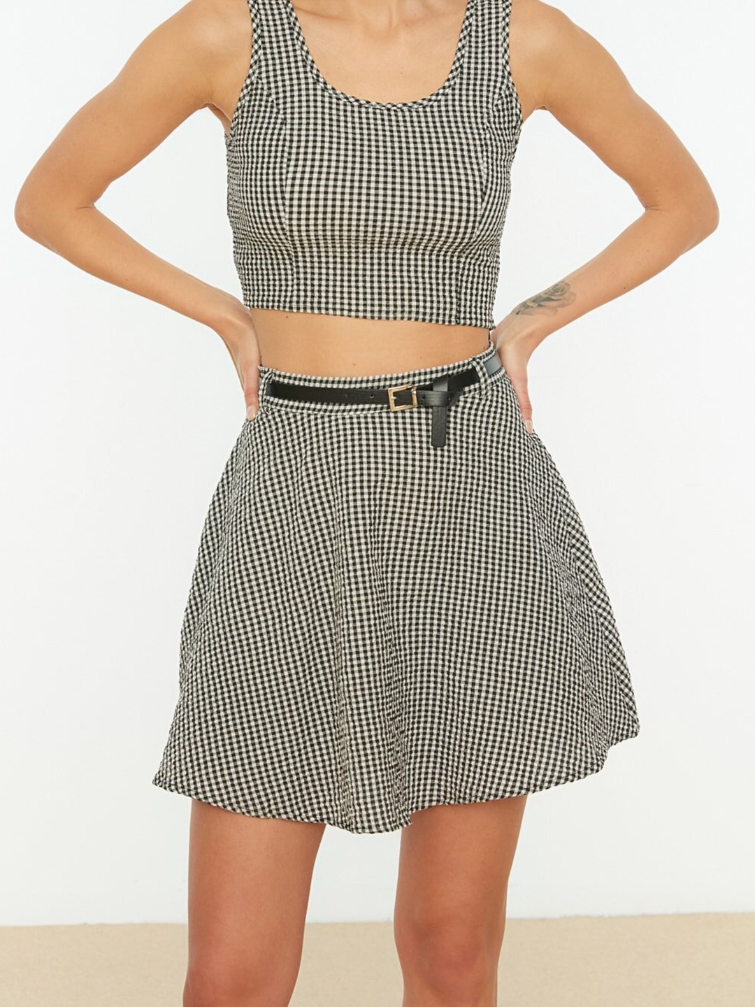 

Trendyol Women Black & White Checked A-line Skirt with Belt