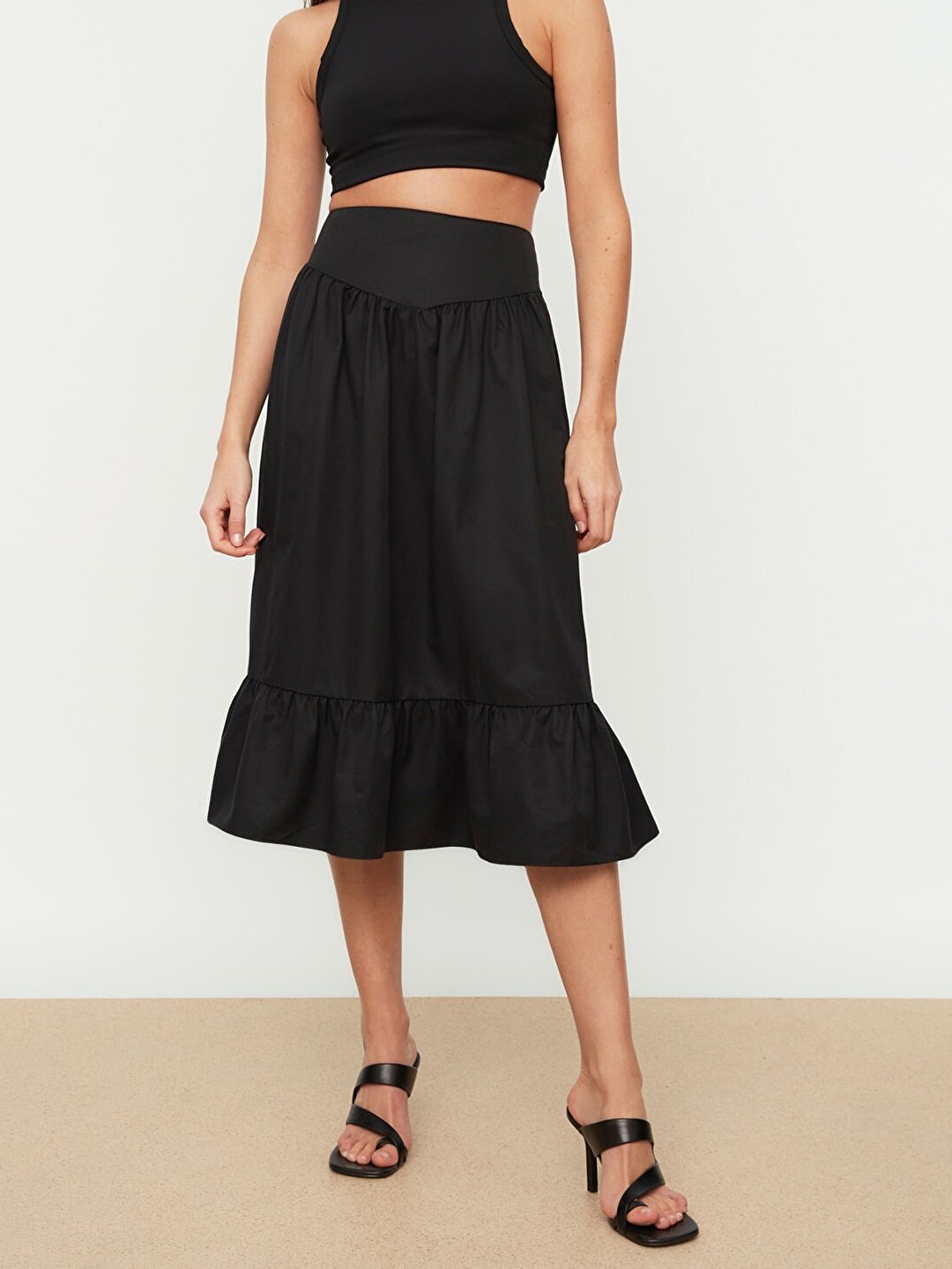 

Trendyol Women Black Solid Flounce Hem A-Line Midi Skirt