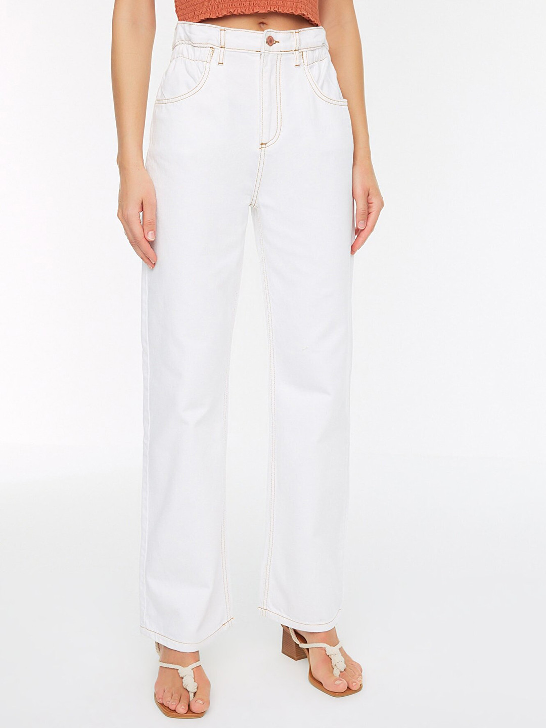 

Trendyol Women White Solid Cotton Jeans