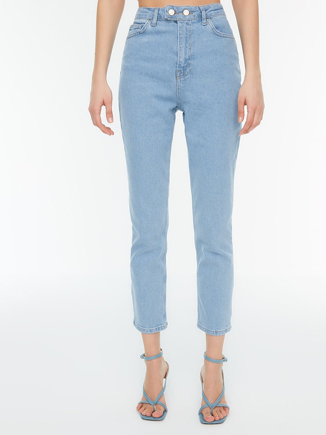 

Trendyol Women Blue High-Rise Jeans
