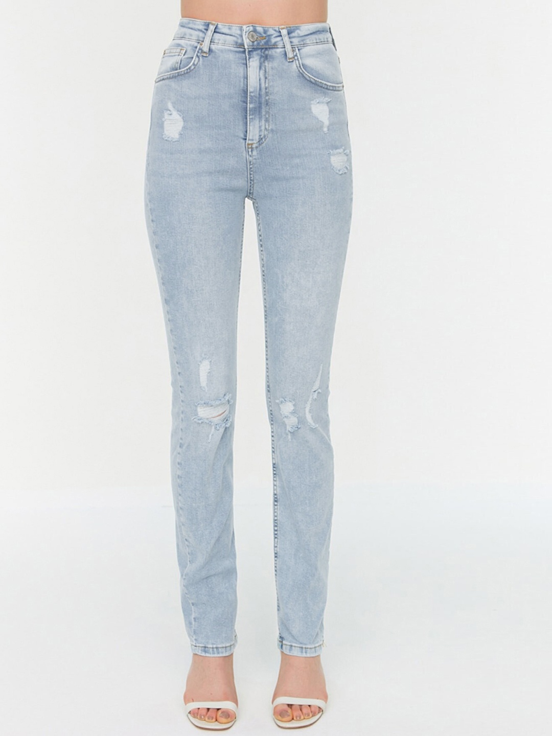 

Trendyol Women Blue Slim Flare Fit High-Rise Ripped Light Fade Stretchable Jeans