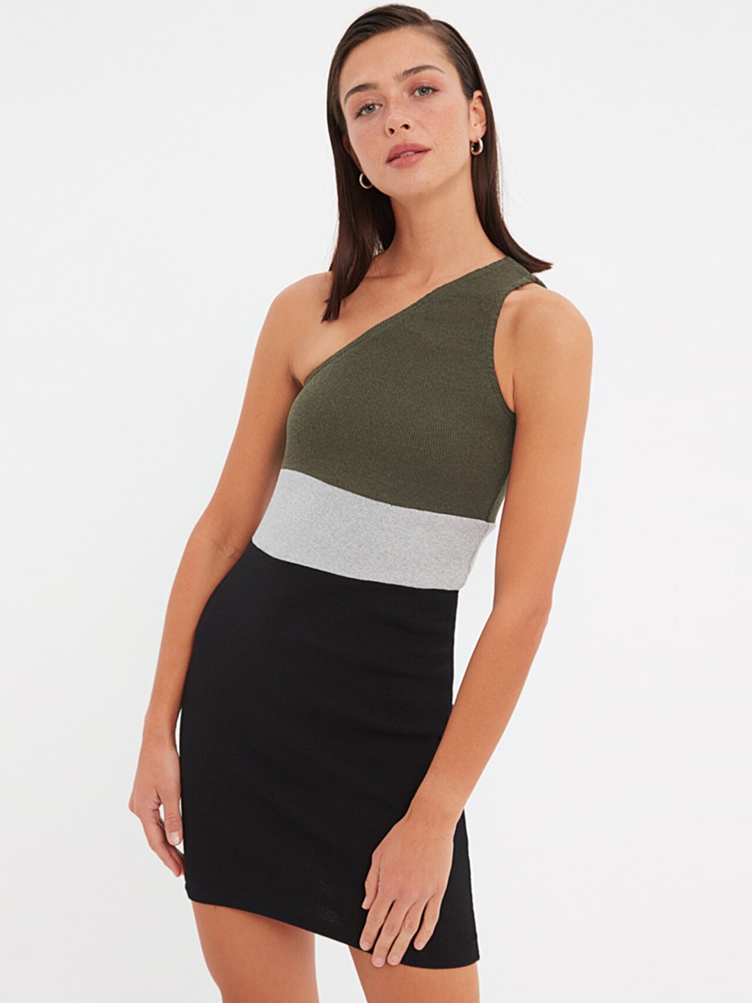 Trendyol Women Black & Olive Green Colourblocked Ribbed Bodycon Dress