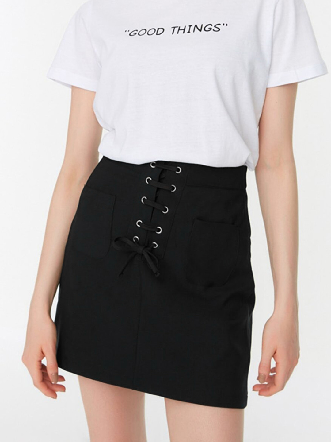 

Trendyol Women Black Solid Lace-Up Mini Straight Skirt