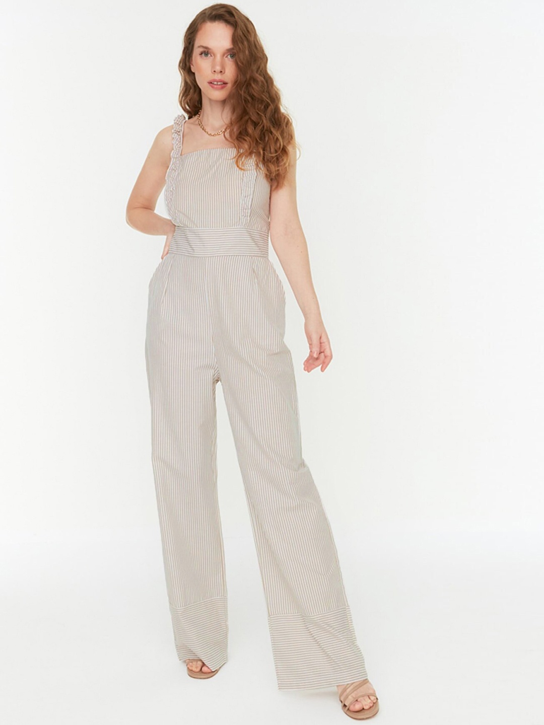 

Trendyol Off White & Beige Striped Shoulder Straps Basic Jumpsuit