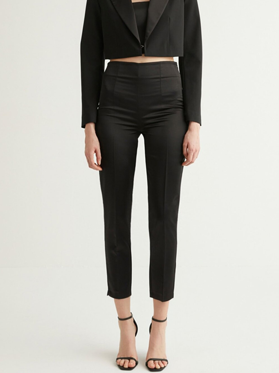 

Trendyol Women Black Solid Trousers