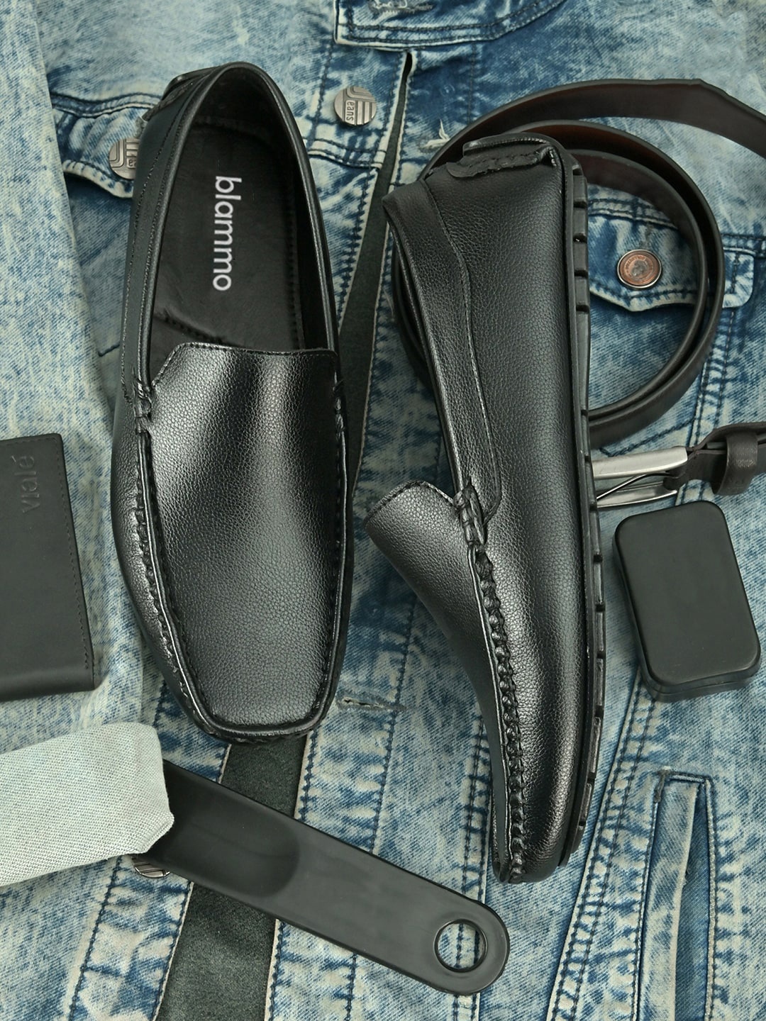 

Blammo Men Black Printed Slip-On Sneakers