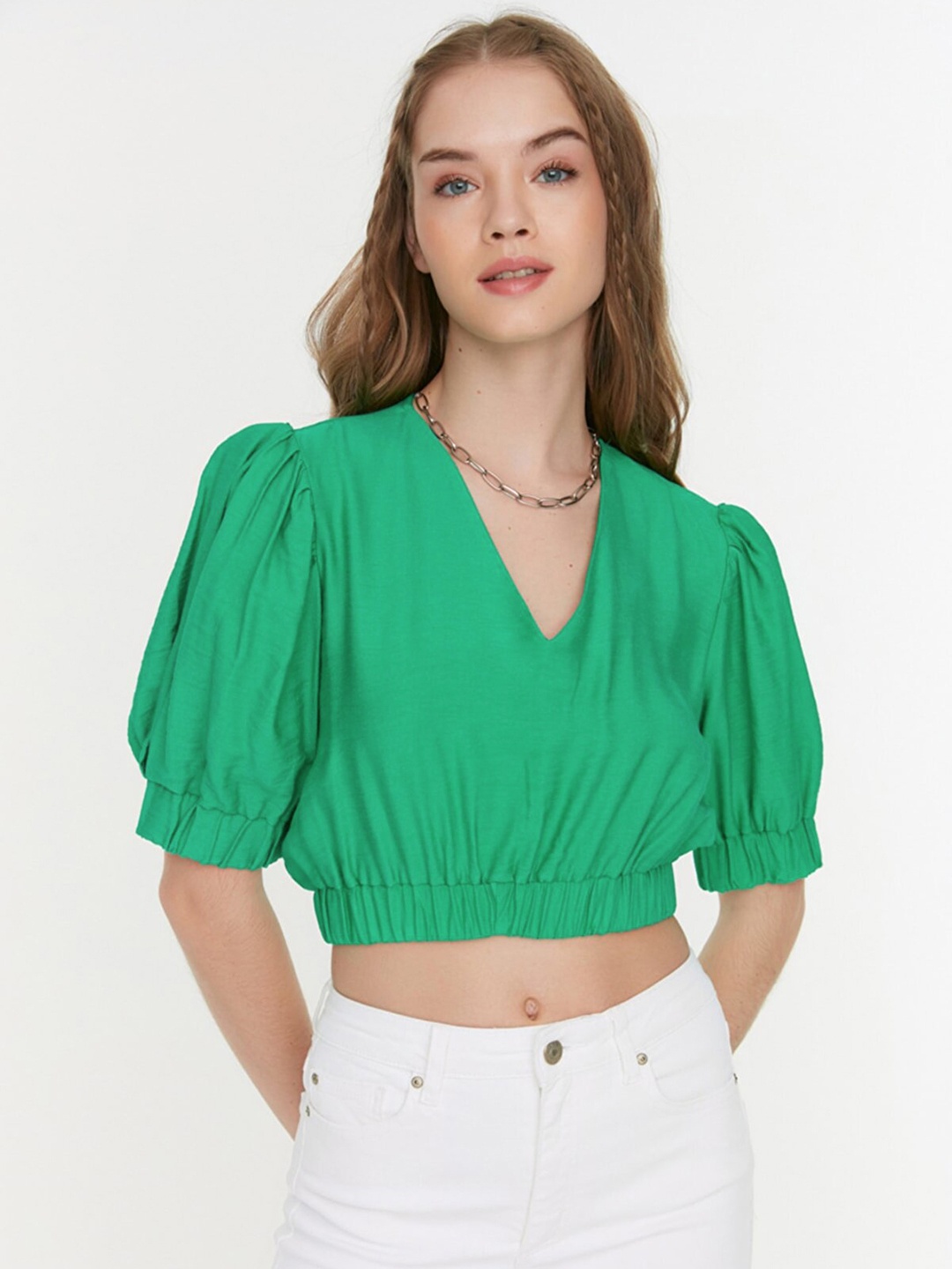 

Trendyol Women Green Solid Blouson Crop Top