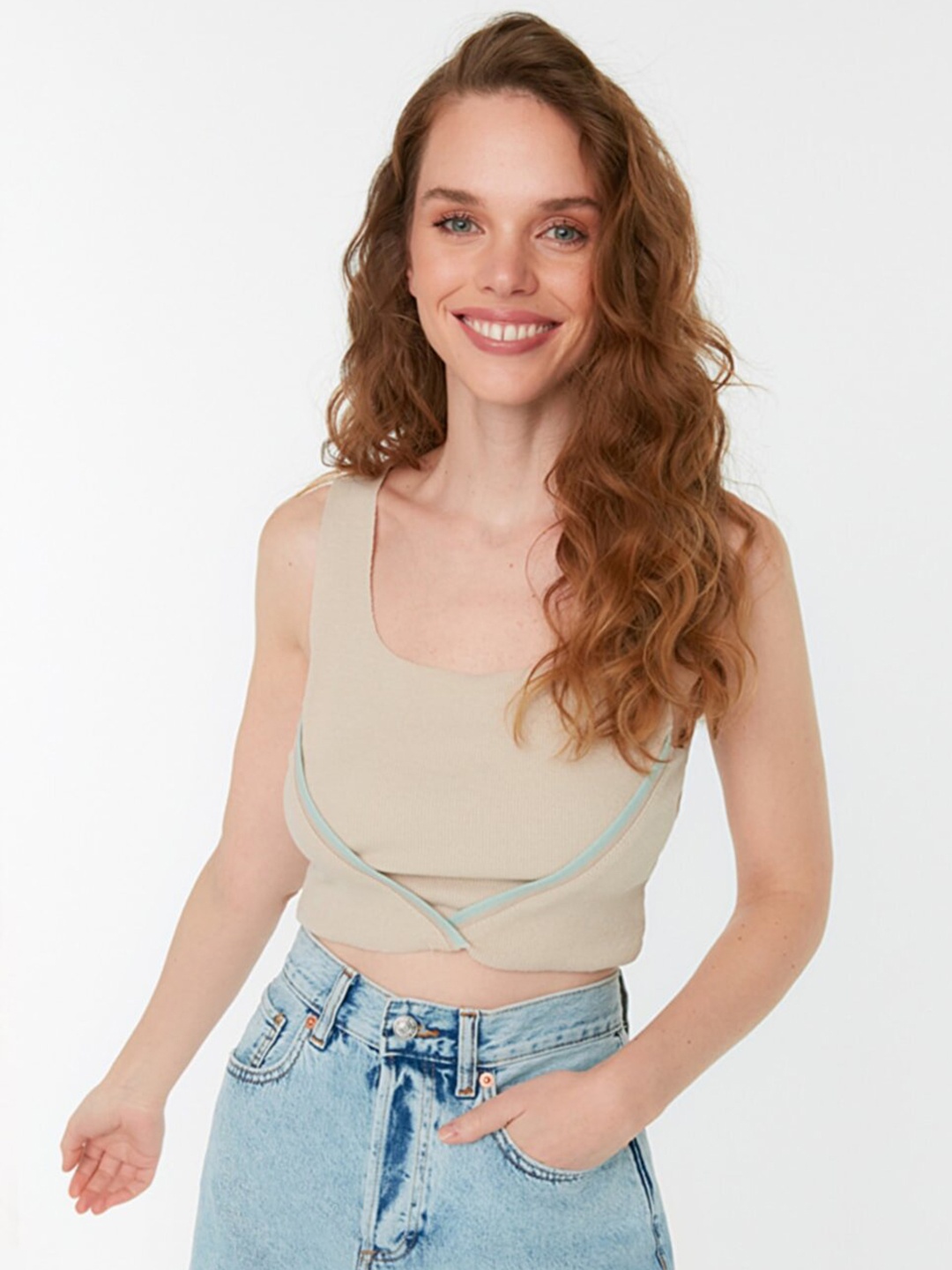 

Trendyol Beige Solid Wrap Crop Top