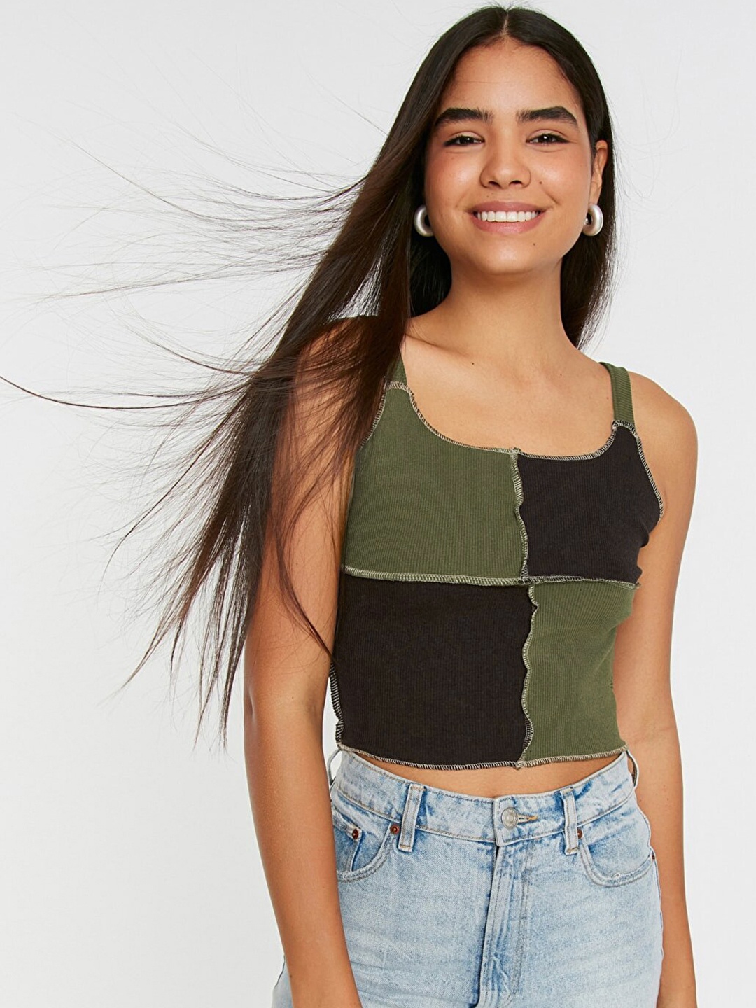 

Trendyol Women Olive Green & Coffee Brown Colourblocked Cropped Fitted Top