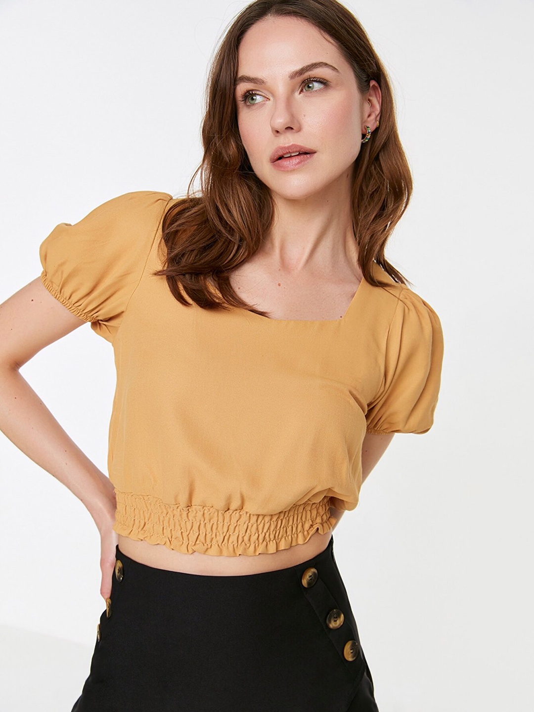 

Trendyol Mustard Yellow Round Neck Blouson Crop Top
