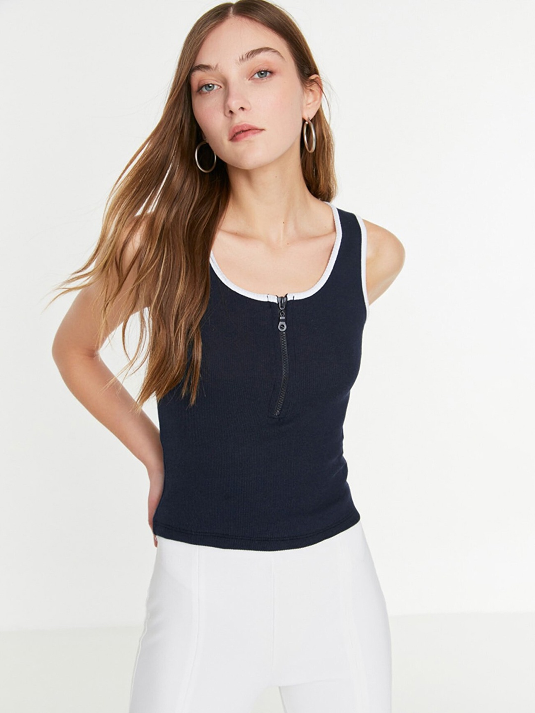 

Trendyol Navy Blue Ribbed Top