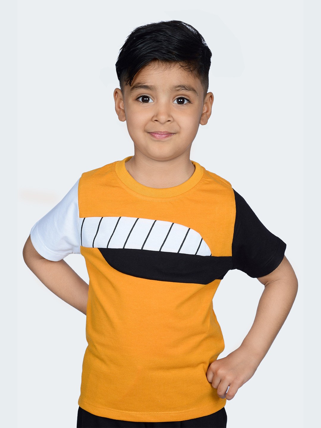 

3BROS Kids Gold-Toned Printed Applique T-shirt