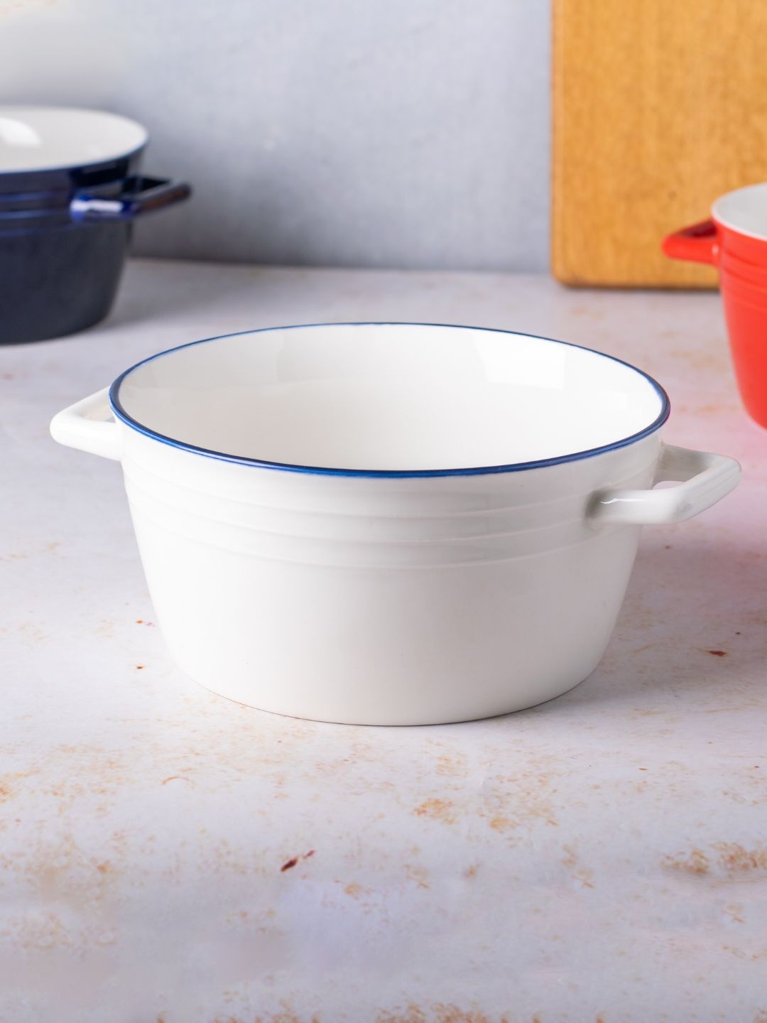 

Nestasia White & Blue 1 Piece Ceramic Glossy Double Handle Bowl