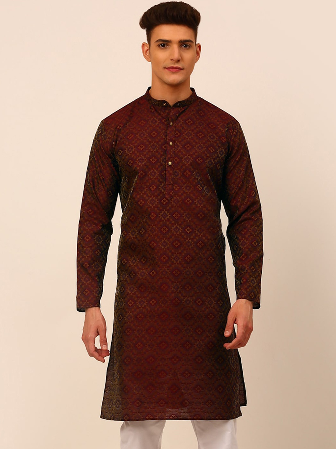 

Jompers Men Maroon Geometric Thread Work Kurta