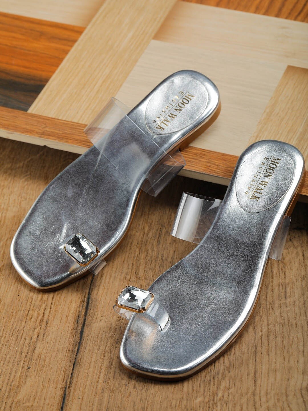 

Moonwalk Women Silver-Toned Flats