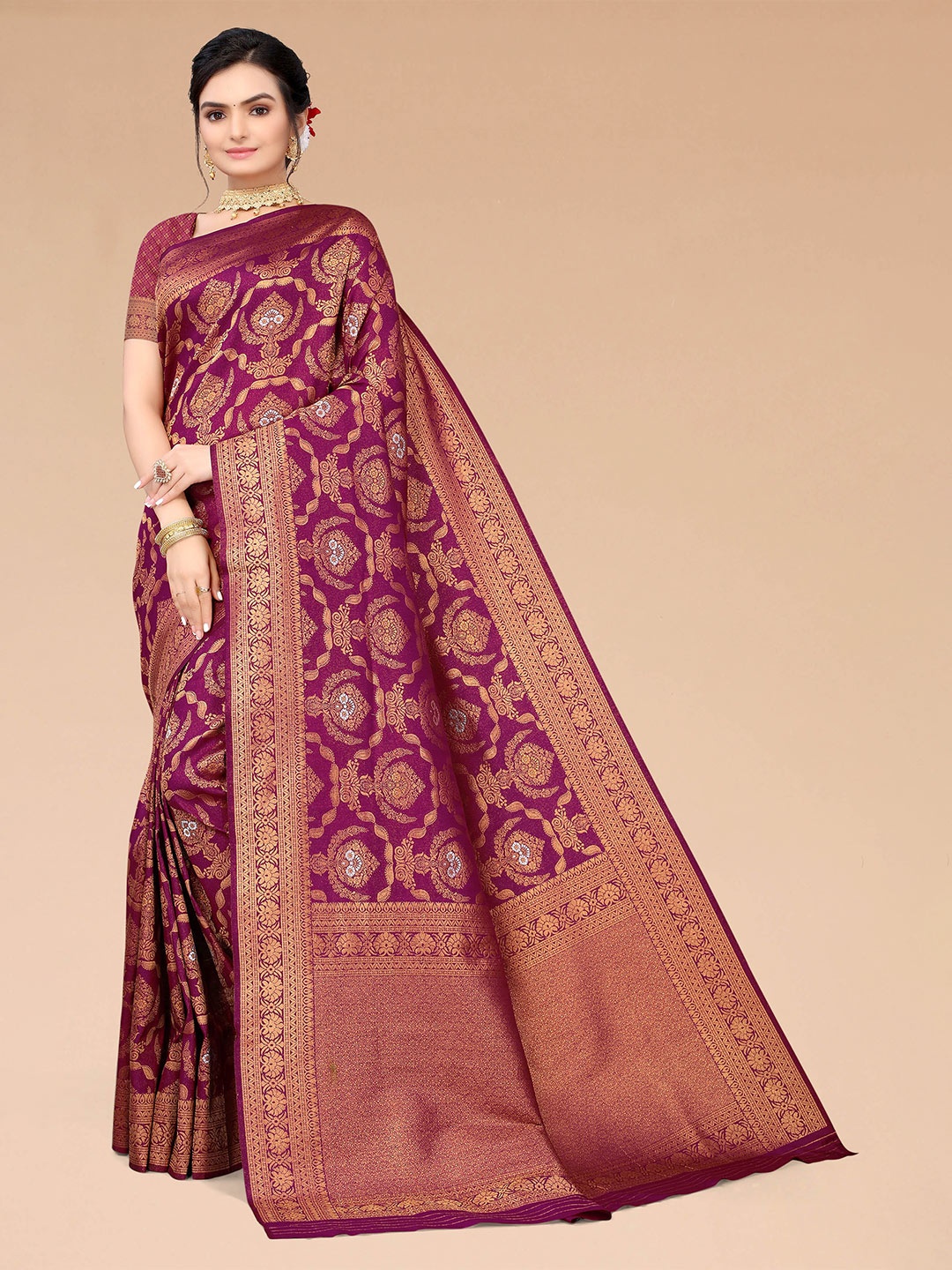 

Mitera Purple & Gold-Toned Ethnic Motifs Zari Silk Blend Banarasi Saree