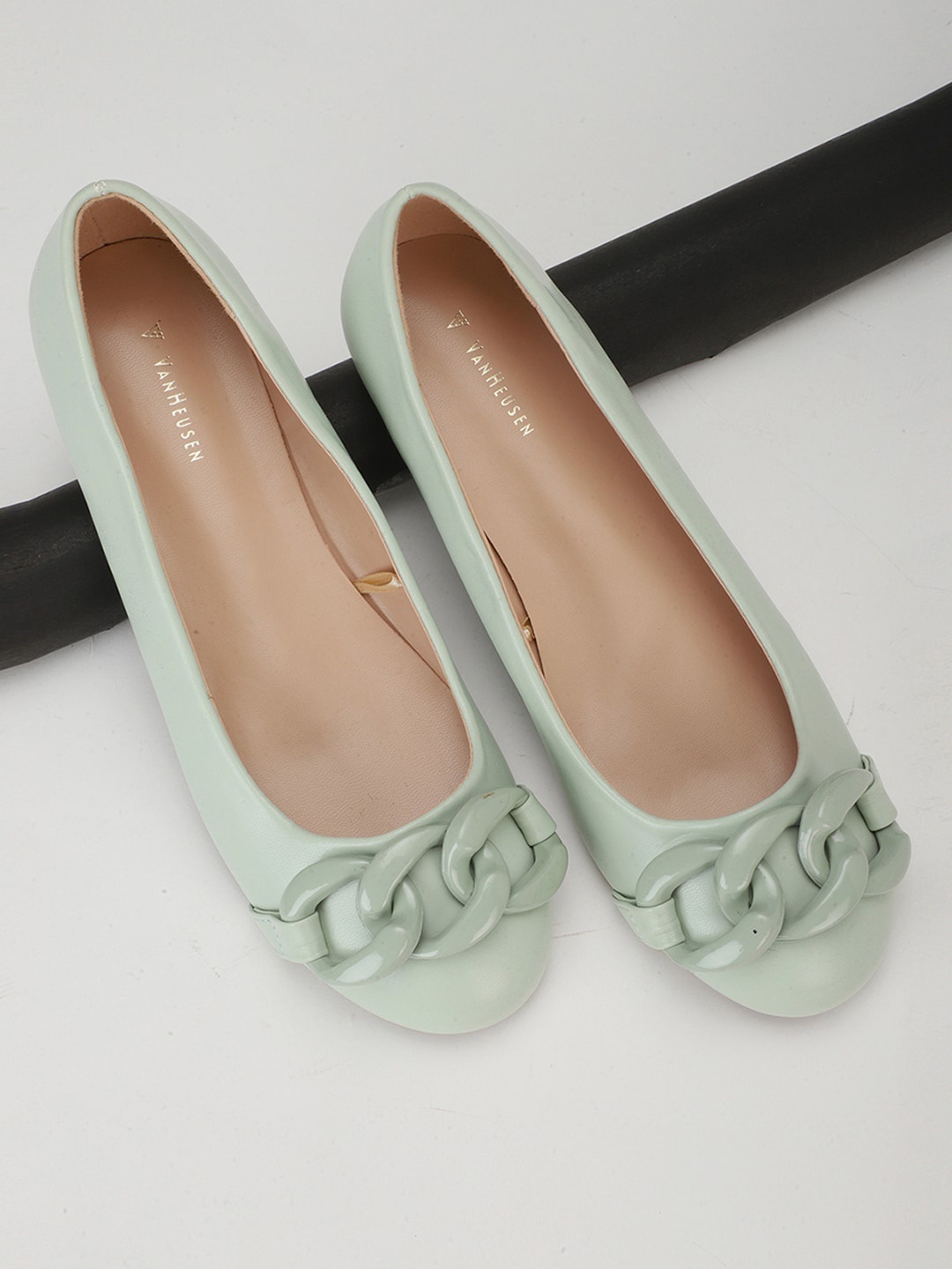 

Van Heusen Woman Women Green Bows Flats