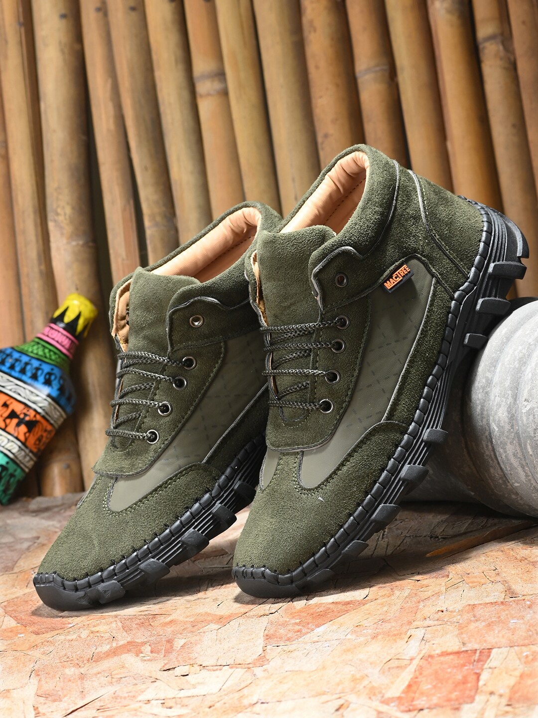 

Mactree Men Olive Green Colourblocked Suede Sneakers