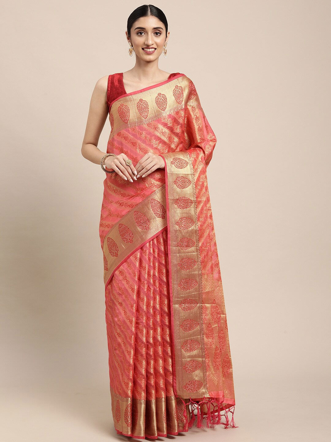 

GAJARAI Peach-Coloured & Gold-Toned Woven Design Zari Organza Banarasi Saree