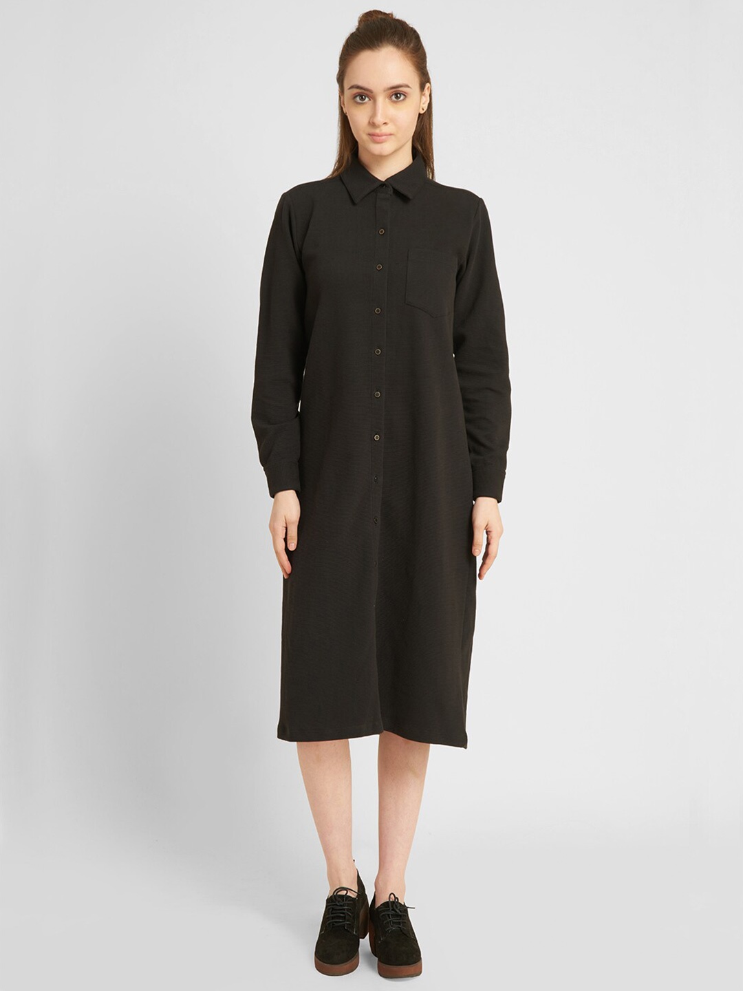 

aturabi Black Shirt Midi Dress