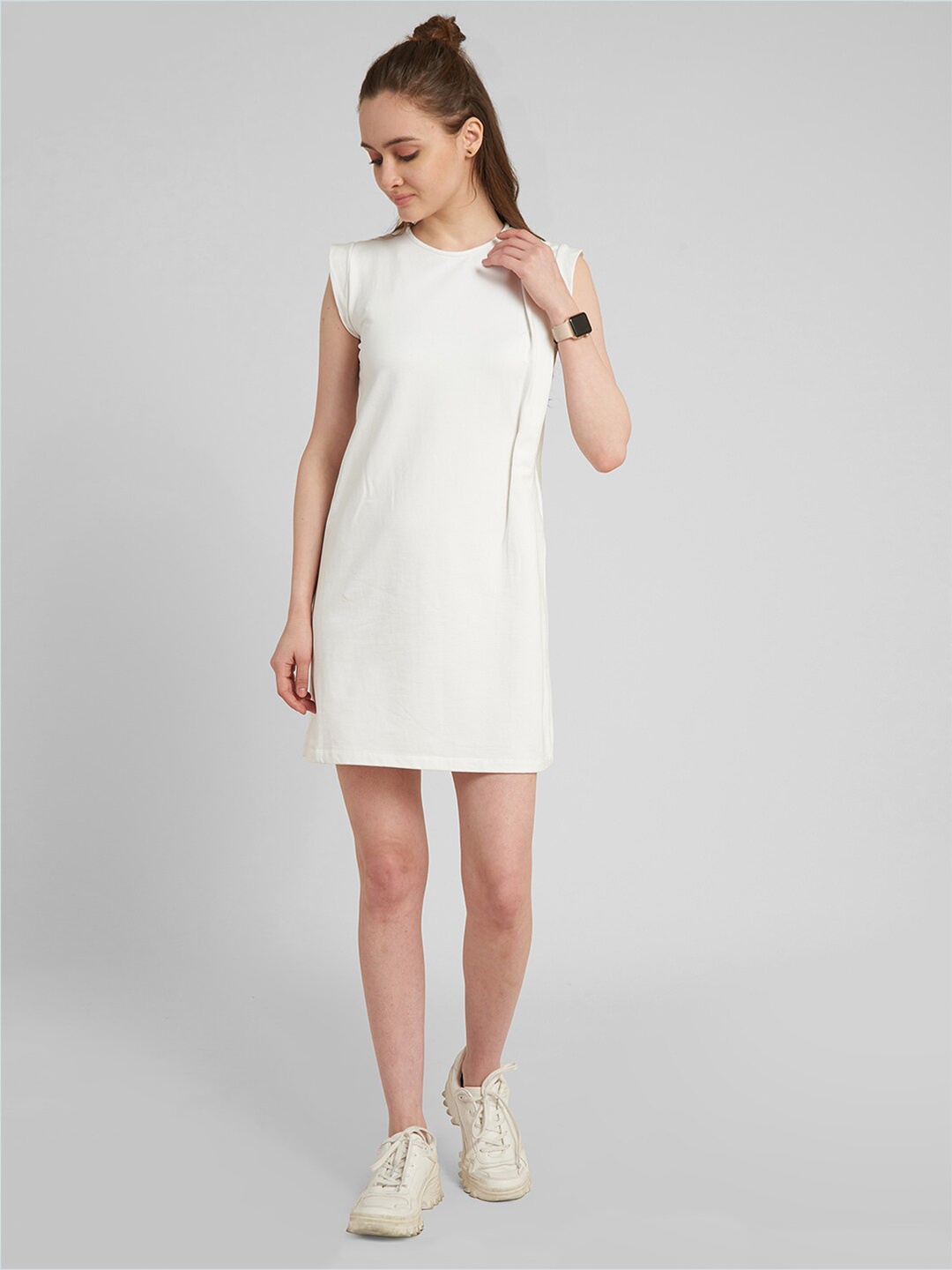 

aturabi White Sheath Dress