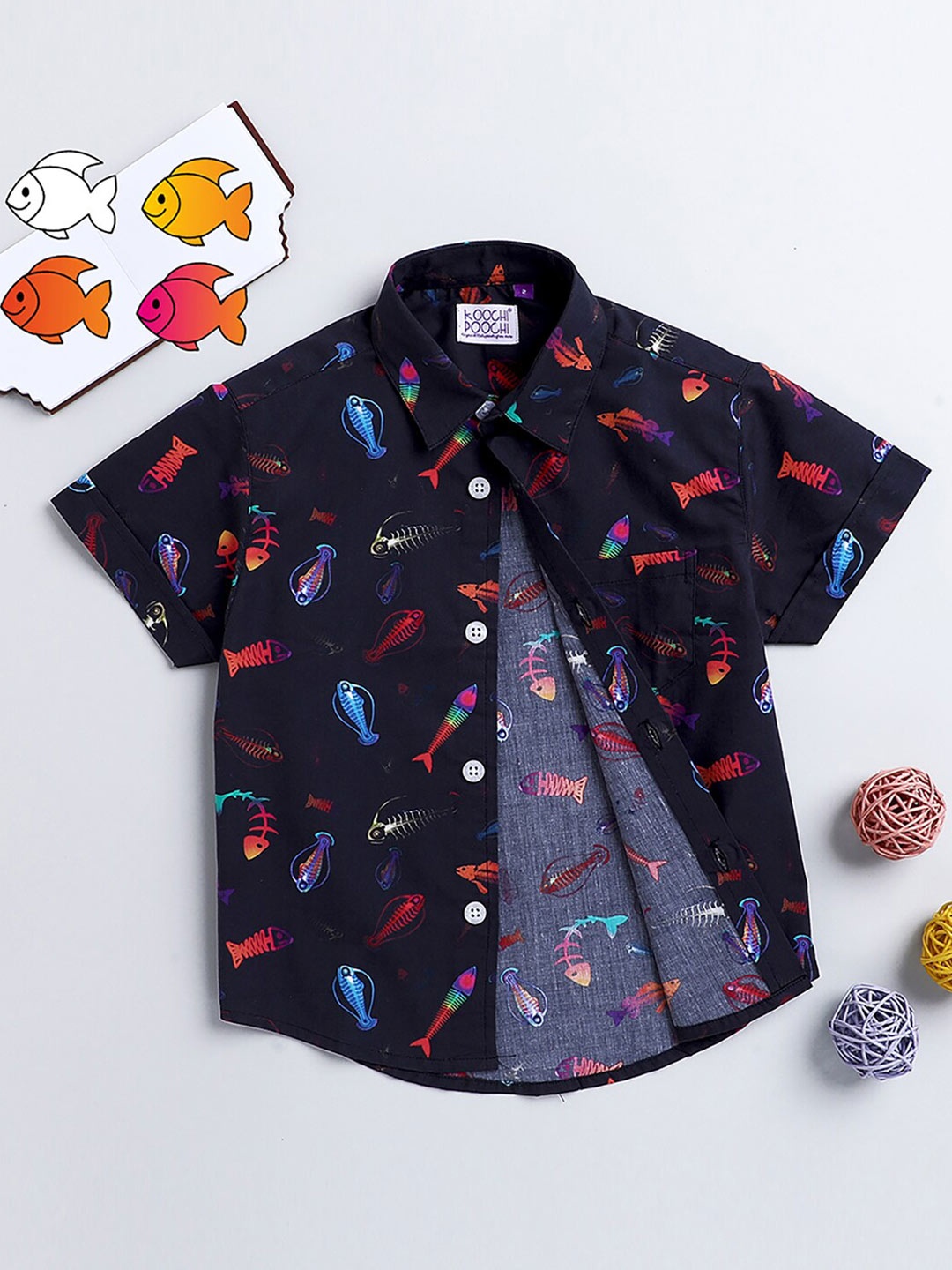 

KOOCHI POOCHI Boys Black Standard Printed Casual Shirt