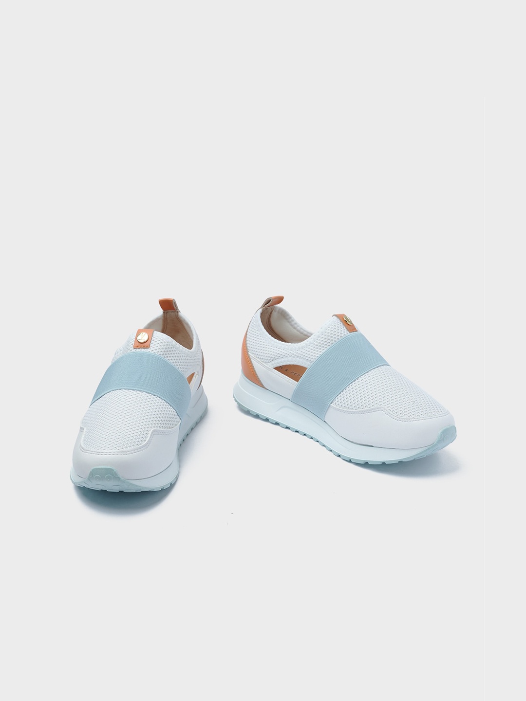 

LEMON & PEPPER Women White Printed Slip-On Sneakers